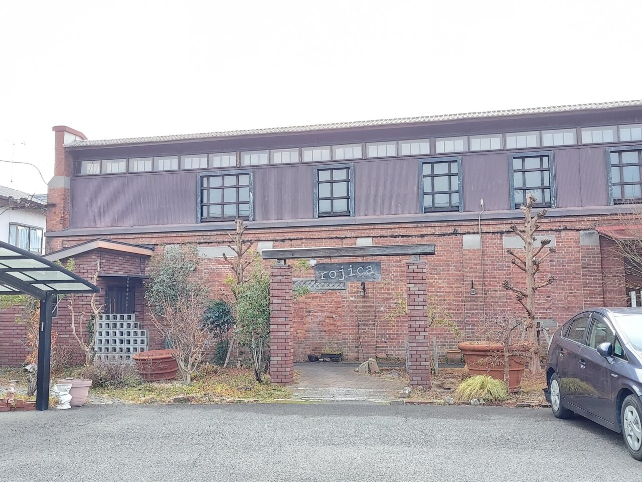 rojicacafe外観