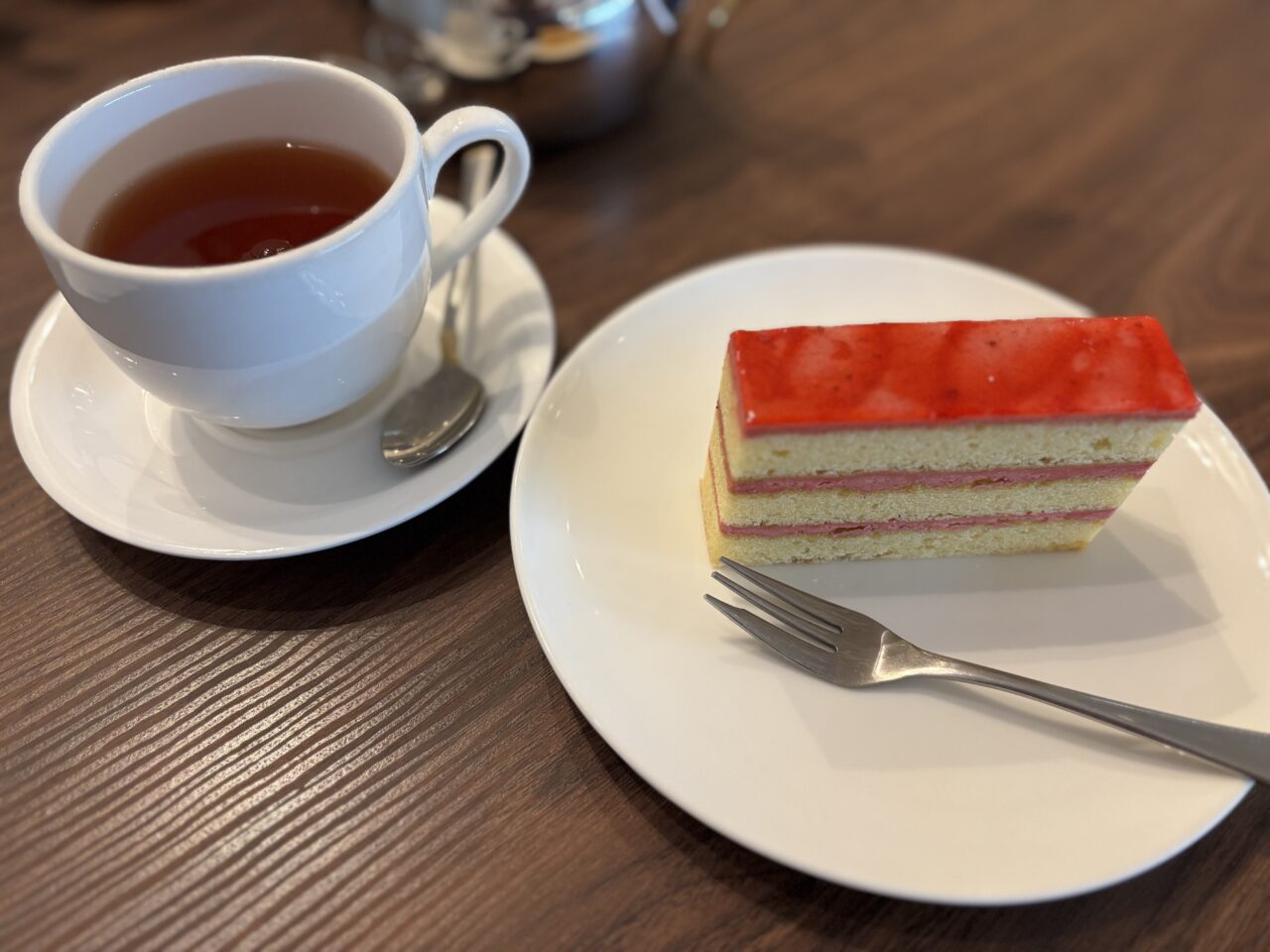 ケーキと紅茶