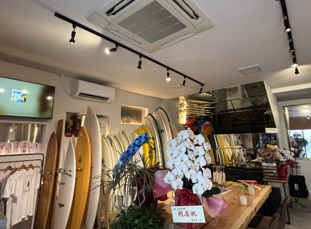 併設されているsurfshop