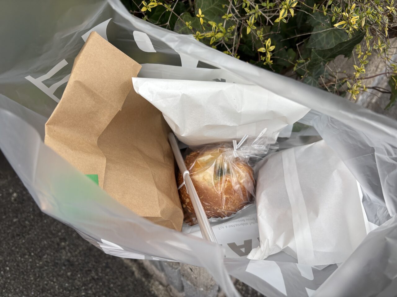 購入商品の袋詰め