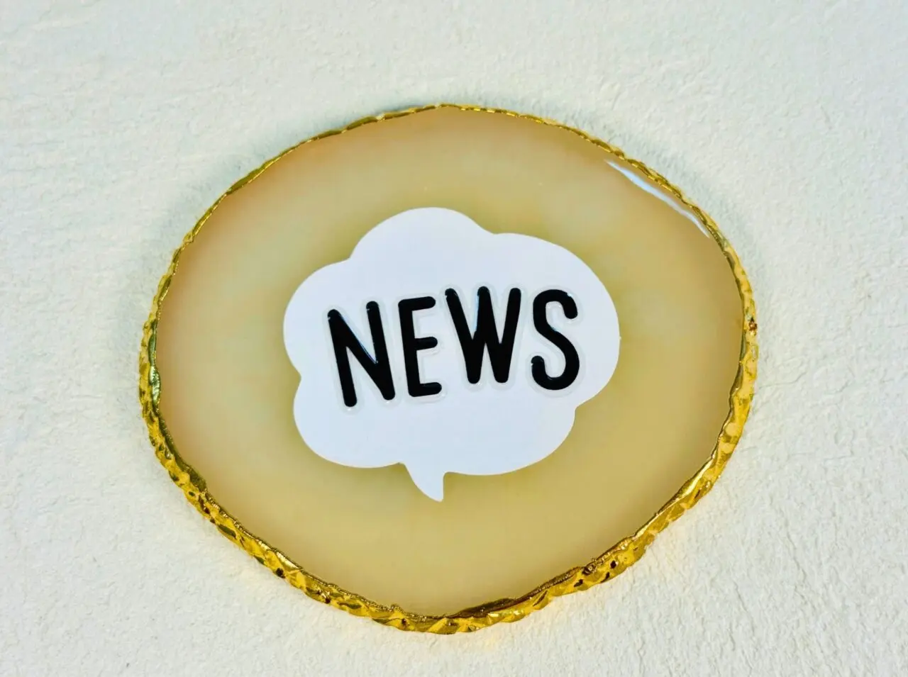 ニュースのフリー素材