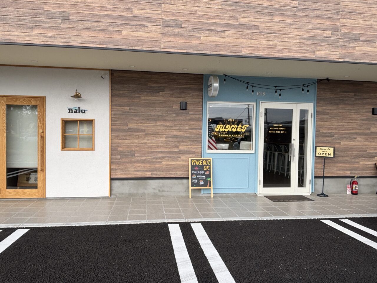 cafe SUNSETの外観