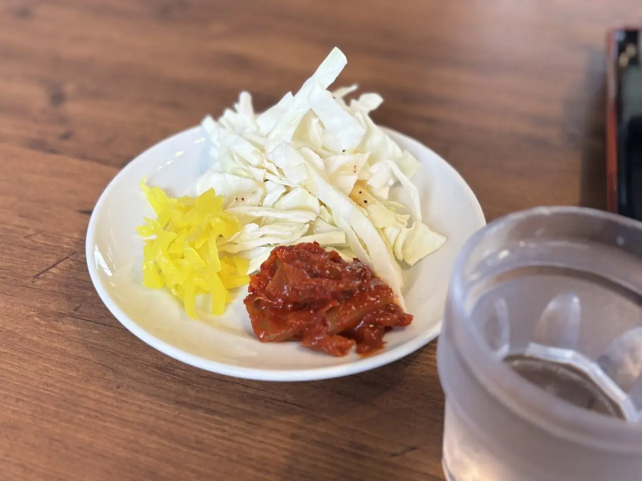 セルフサービスのキムチや漬物